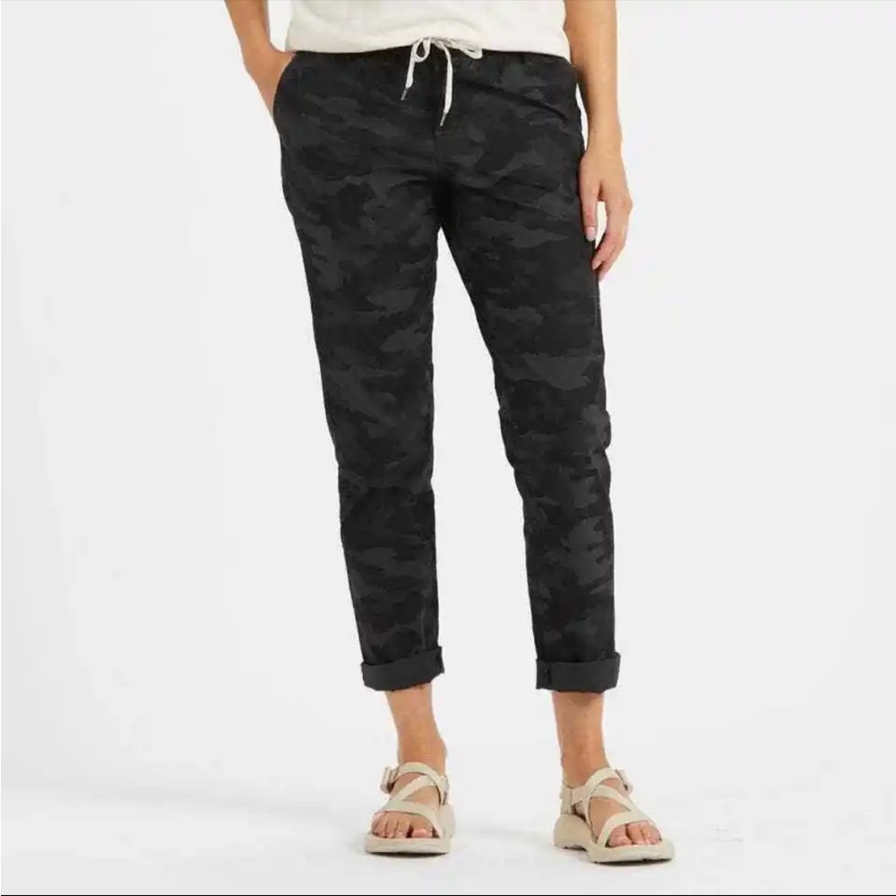 Vuori Camo Mid Rise Ripstop Elastic Waist Pants Sz 6